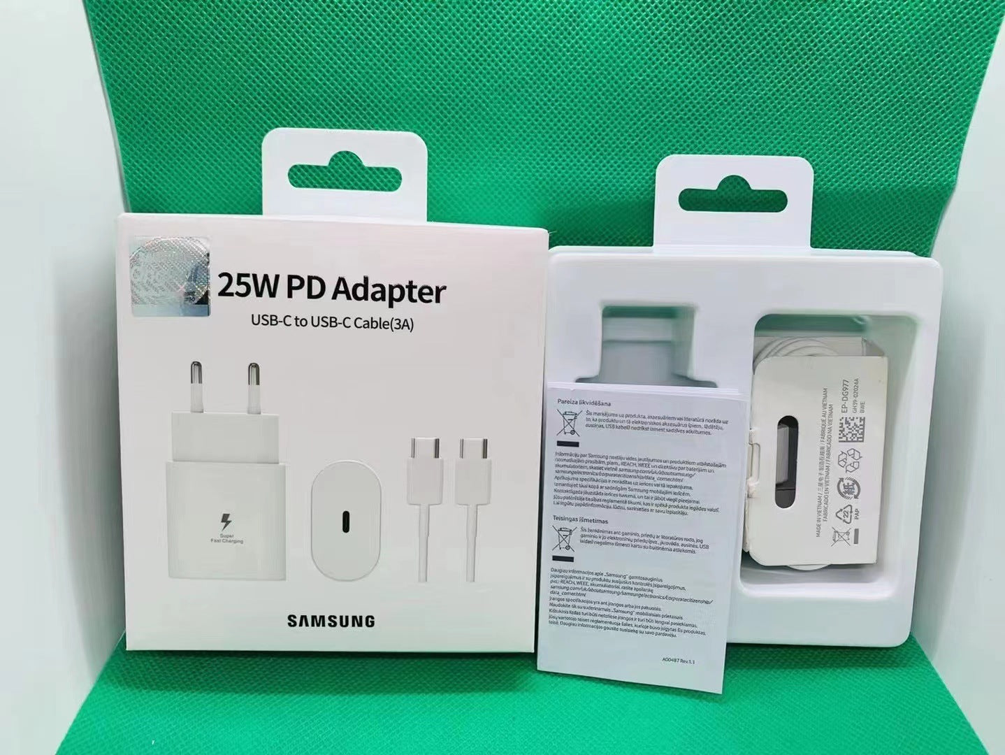 25W USB-C Fast Charger - Universal Wall Adapter (US/EU/UK)