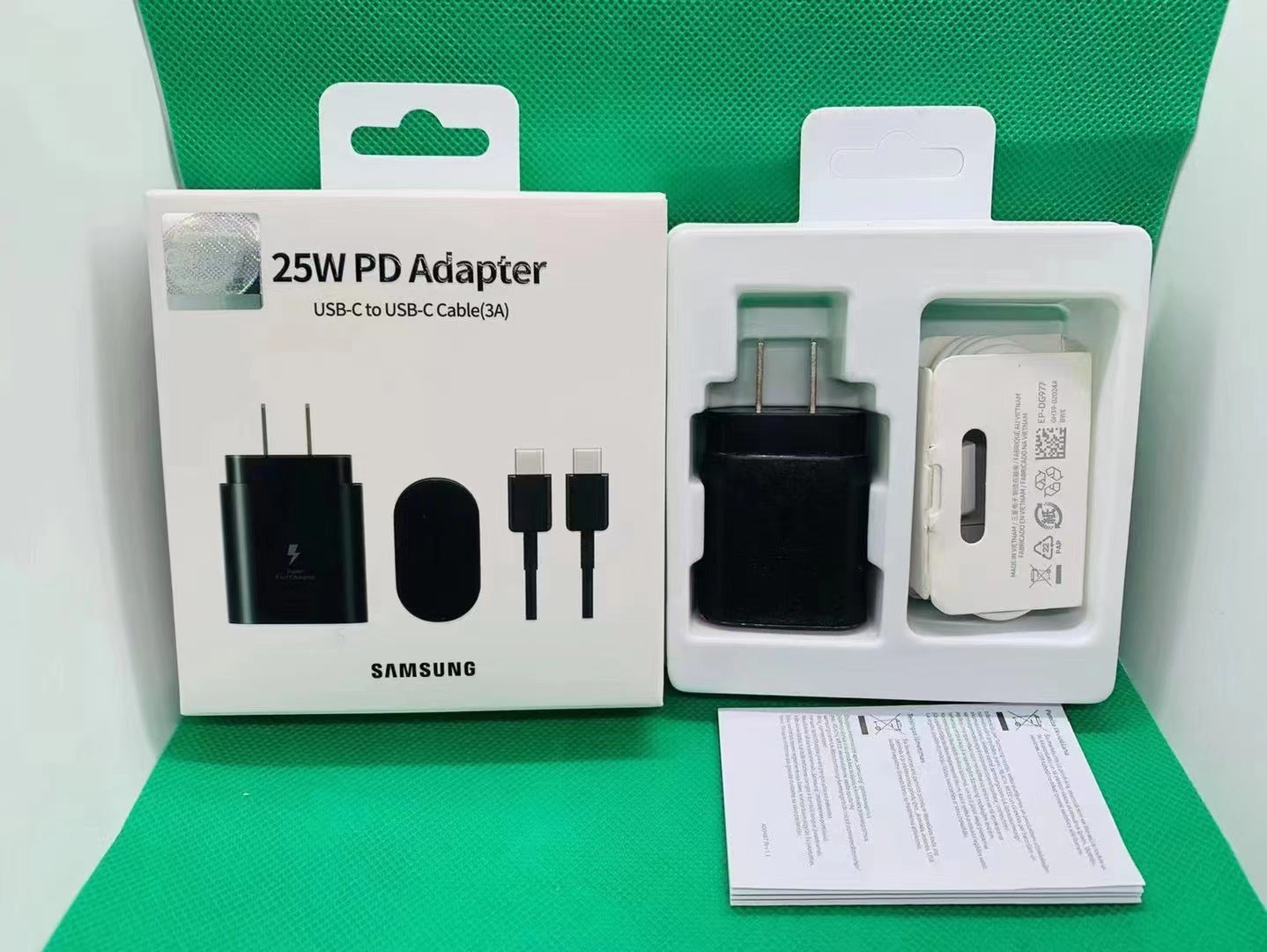 25W USB-C Fast Charger - Universal Wall Adapter (US/EU/UK)